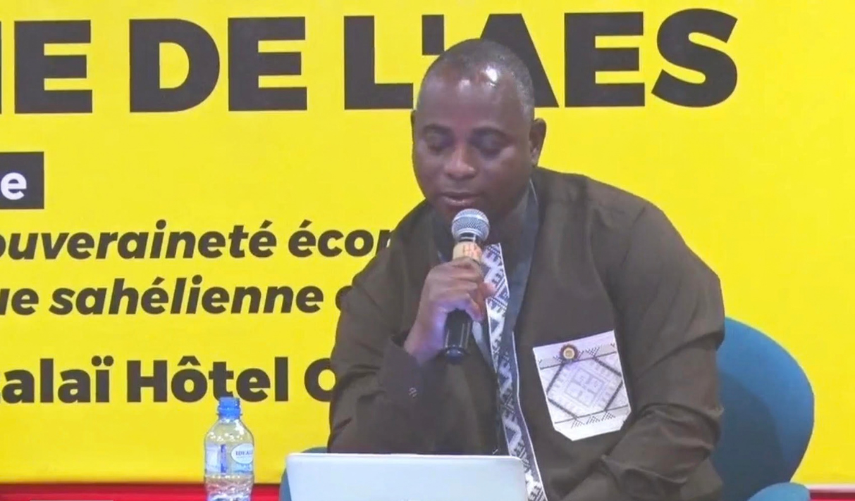 Mambourou Soma présentant une stratégie commune pour le tourisme de l’AES
